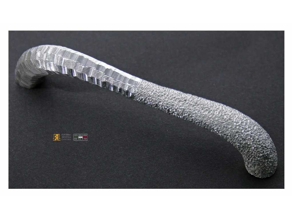 fal1206236.png MANIGLIETTA MOBILE INTERASSE 96 DA 108x23 mm. AURUM DIAMANTATA prodotta da FONDERIA LANCINI - immagine 1