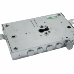 Serratura Infilare Porta Blindata Triplice Foro Yale per Cilindro Europeo Scrocco+Pistoni Entrata 60 mm.206x138x30,5 Ingranaggi Q  DX | Mottura