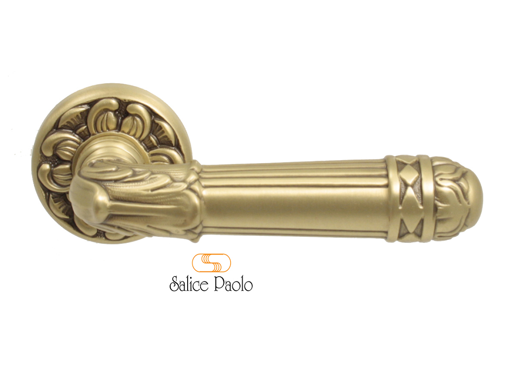 pss33203085rbbasc.png MANIGLIA LILLE ROSETTA LILLE FORO CHIAVE prodotta da SALICE PAOLO - immagine 1