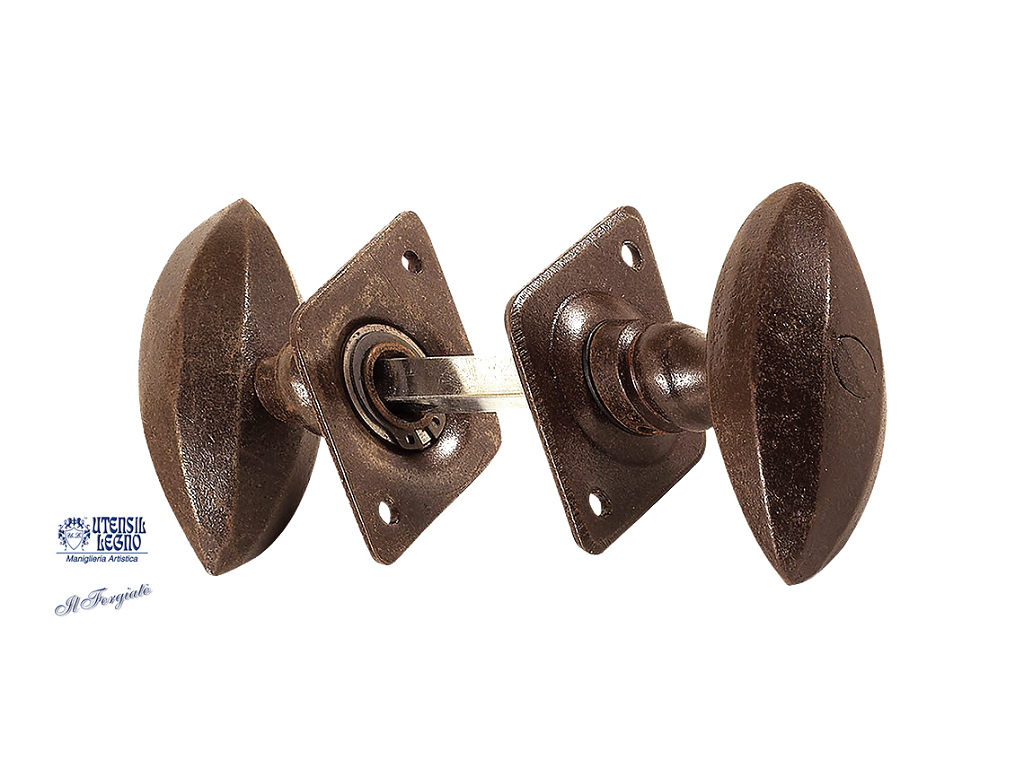 utsfa798bisr.png Pomoli Girevoli Ovali Rosetta Triangolare d.30x70h Forgiato Ruggine | Utensil Legno - immagine 1