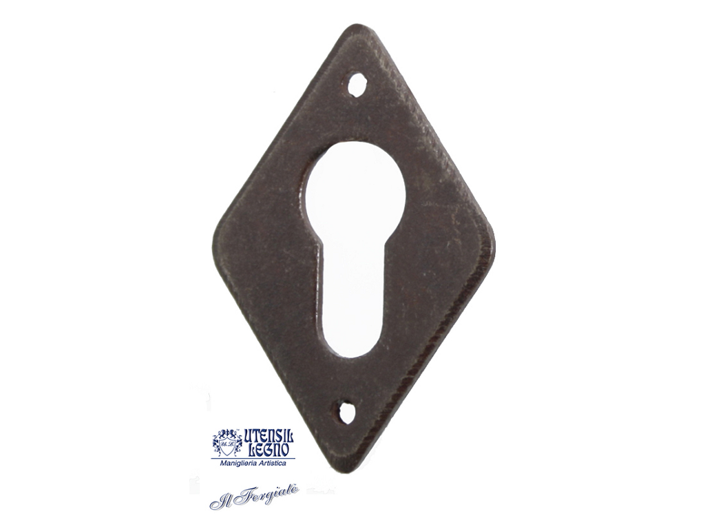 utsfb717rc.png Bocchetta Rombo Foro Yale per Cilindro Europeo mm.45x70x3h Forgiato Ruggine | Utensil Legno - immagine 1