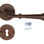 Maniglia FM316 Rosetta Tonda d.50x5h+Molle Bocchetta Foro Chiave Forgiato Ruggine | Utensil Legno