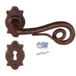 Maniglia FM371 Rosetta Ovale d.34x72 Bocchetta Foro Chiave Forgiato Ruggine | Utensil Legno