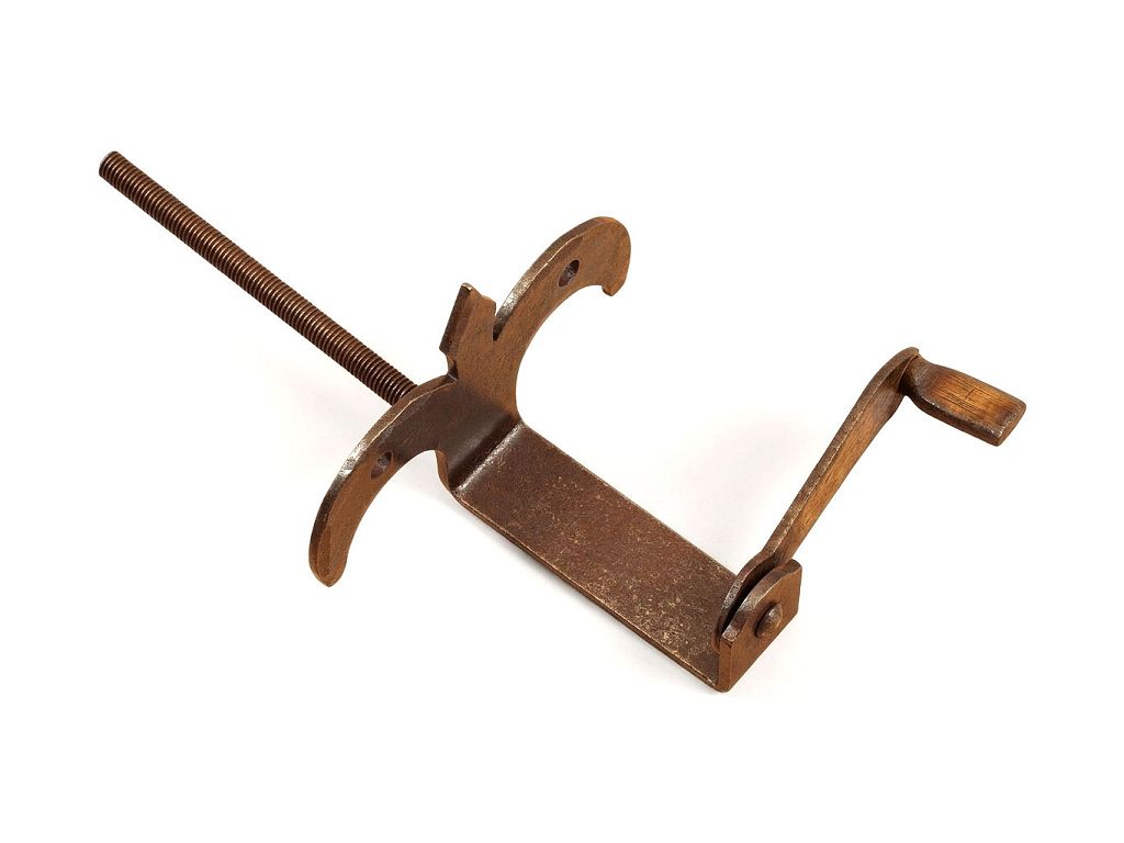 utensil_legno_fermapersiana_forgiato_mm105x80_ruggine.jpg Fermapersiana Forgiato mm.105x80 Ruggine | Utensil Legno - immagine 1