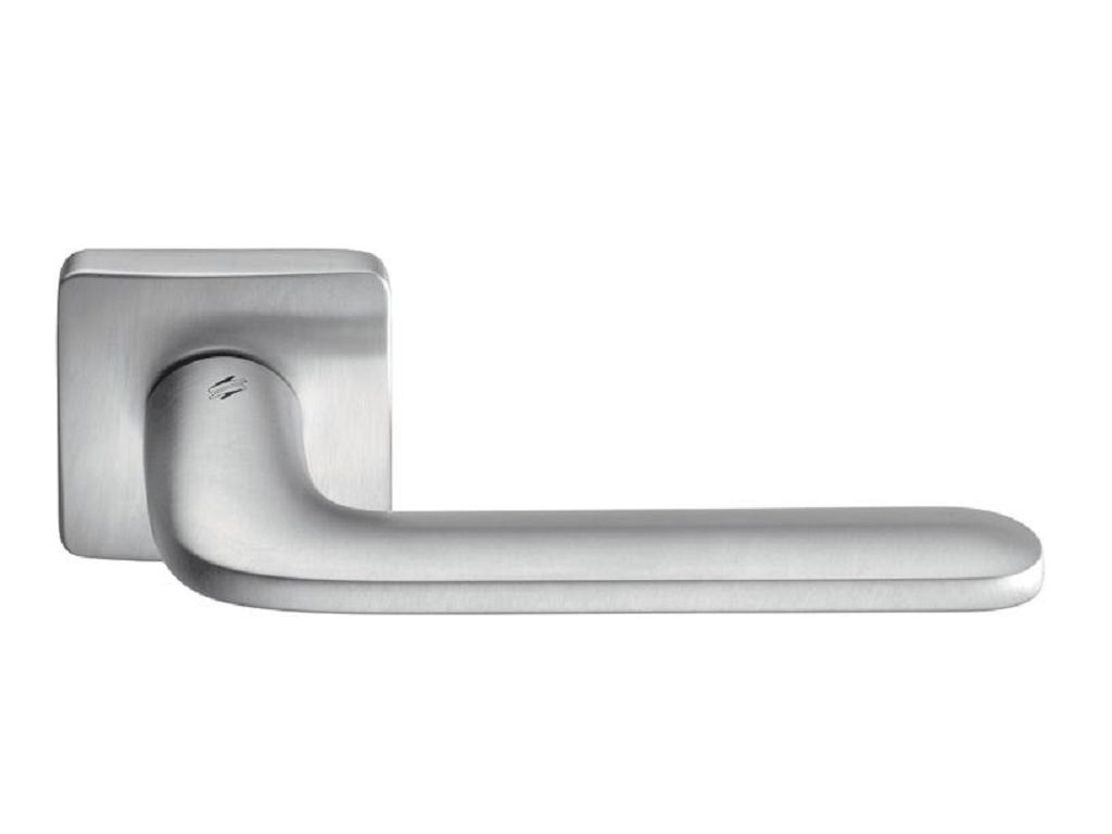 colombo_design_maniglia_roboquattro_s_rosetta_quadra_cm_cromat.jpg Maniglia Roboquattro S Rosetta Quadra d.52x52x6h Bocchetta Foro Chiave varie finiture Colombo Design - immagine 1