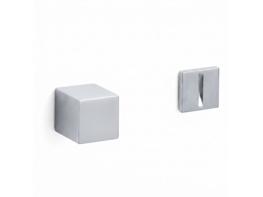 olivari_nottolino_chiavistello_wc_q6_cubo_senza_rosetta_co_cromo_satinato.jpg Nottolino Chiavistello WC Q6 Cubo senza Rosetta con Bussole CO-Cromo Satinato Olivari - immagine 1